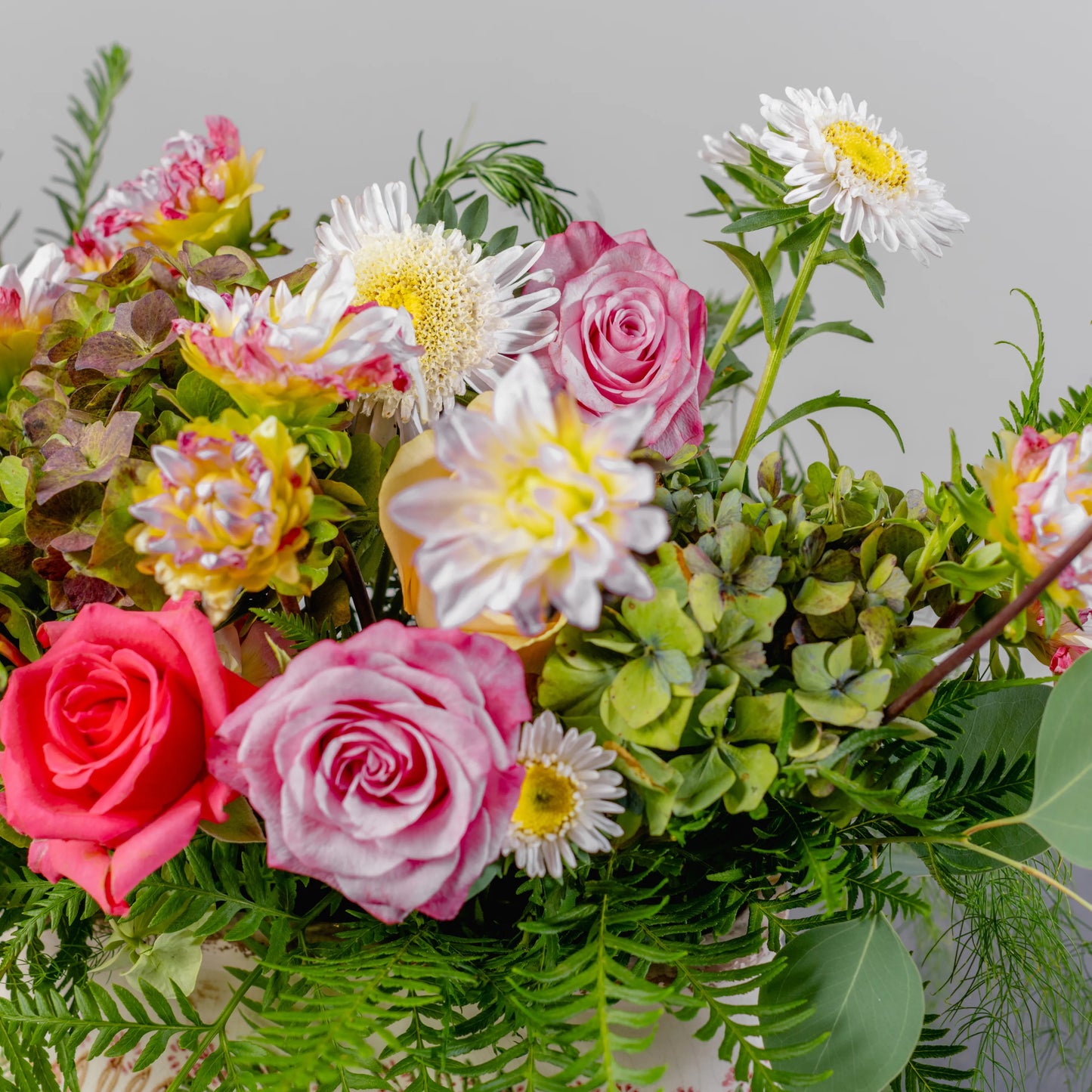 Arranjo Floral "Encanto Vintage"