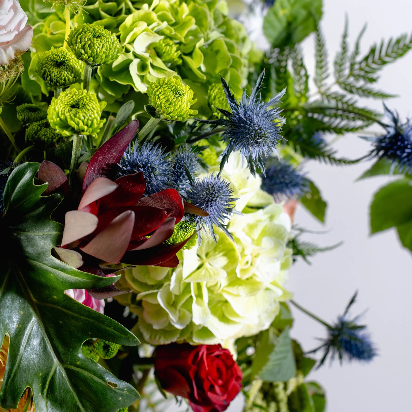 Arranjo Floral "Jardim Abandonado"