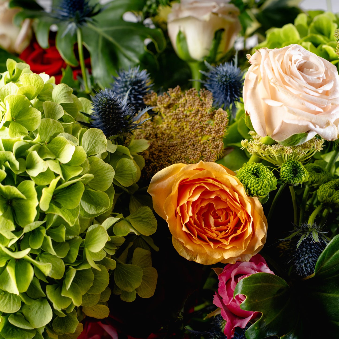 Arranjo Floral "Jardim Abandonado"