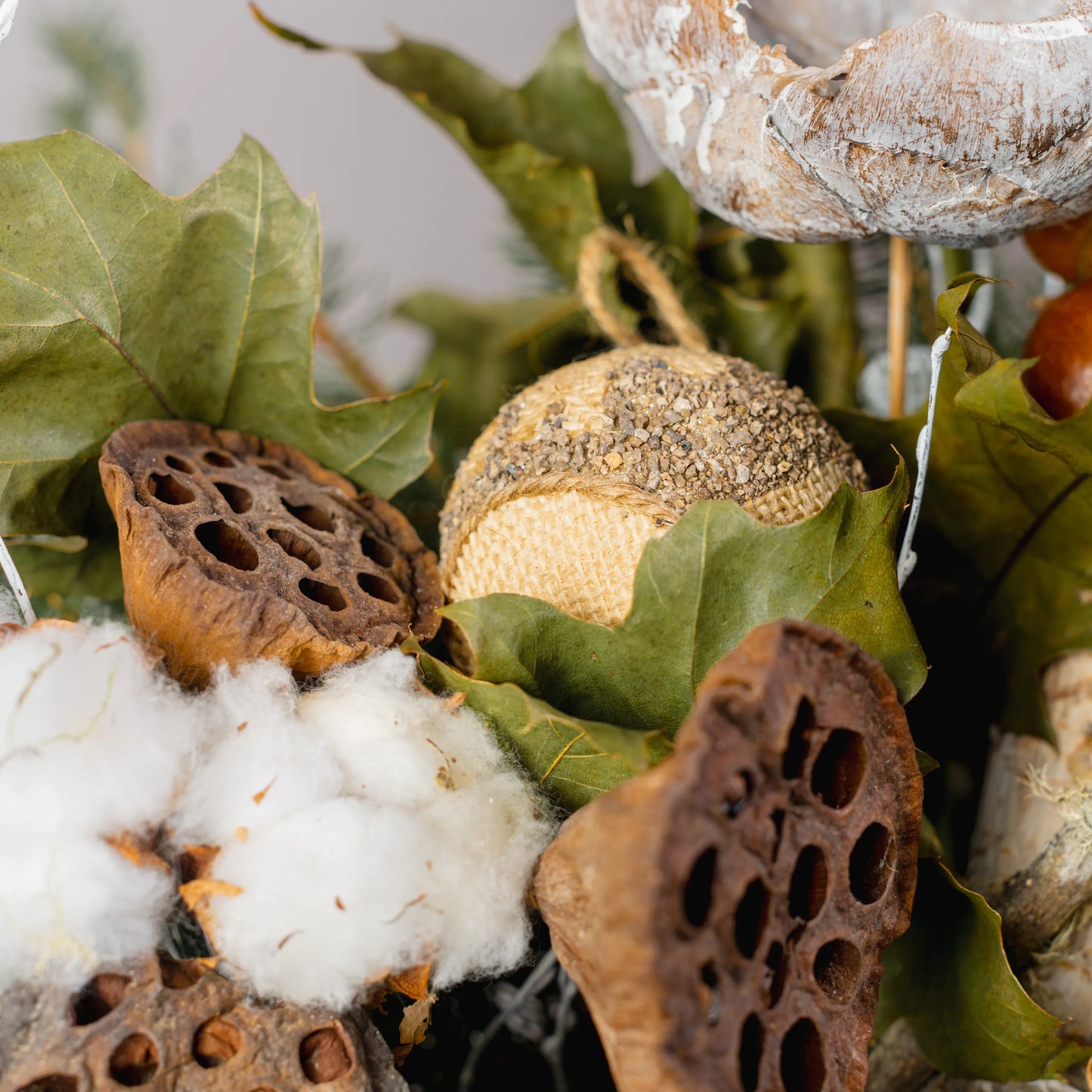 Arranjo Natal "Cesto de Encantos Invernais"