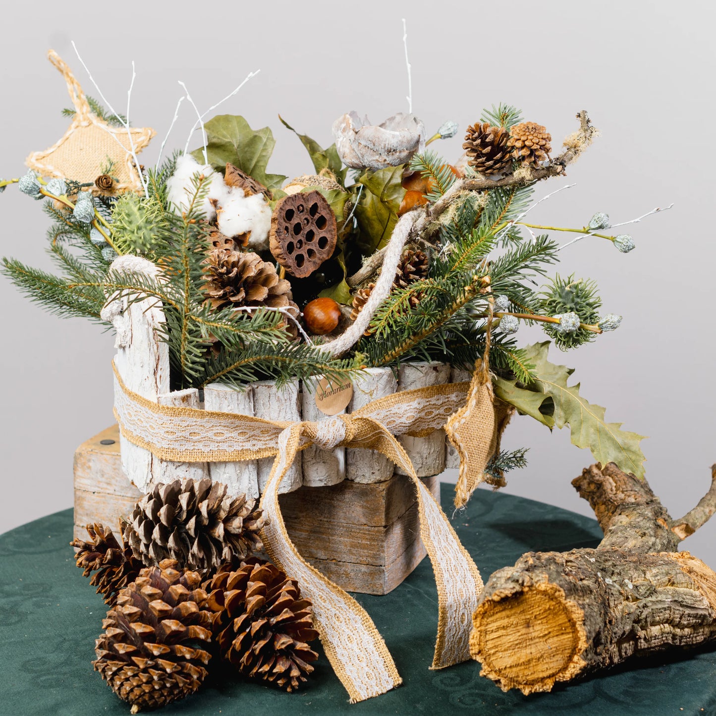 Arranjo Natal "Cesto de Encantos Invernais"