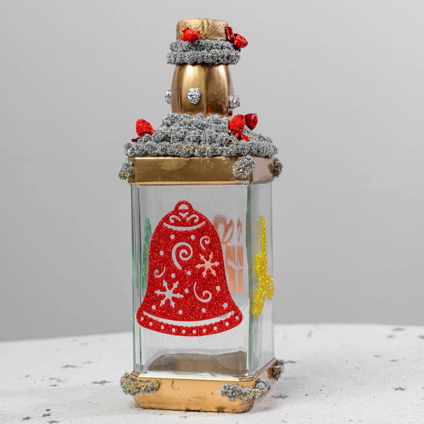 Garrafa decorativa em formato de sino