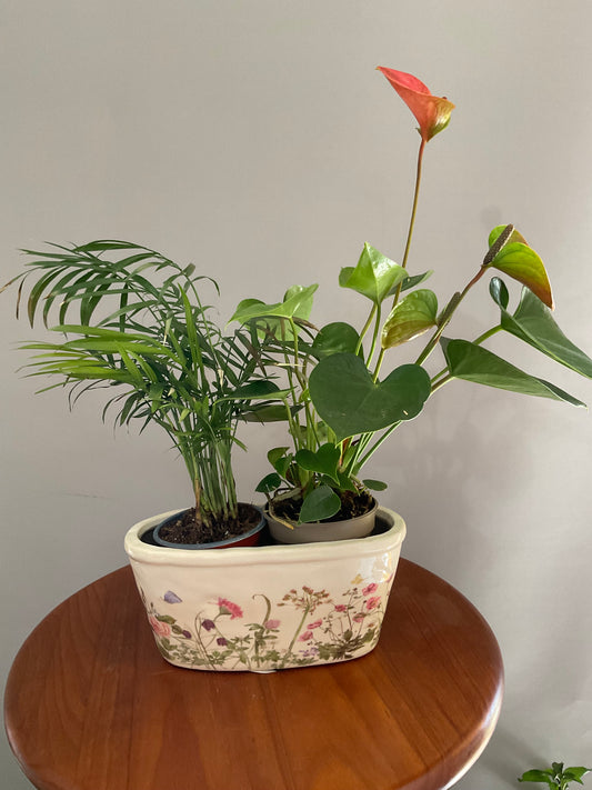 Vaso de Cerâmica em Forma de Barco – Estilo Vintage com Flores Silvestres