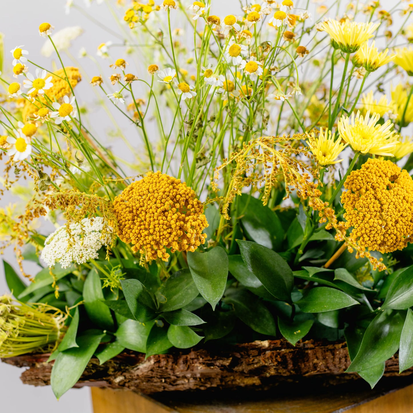 Composition florale "Clair à l'aube"