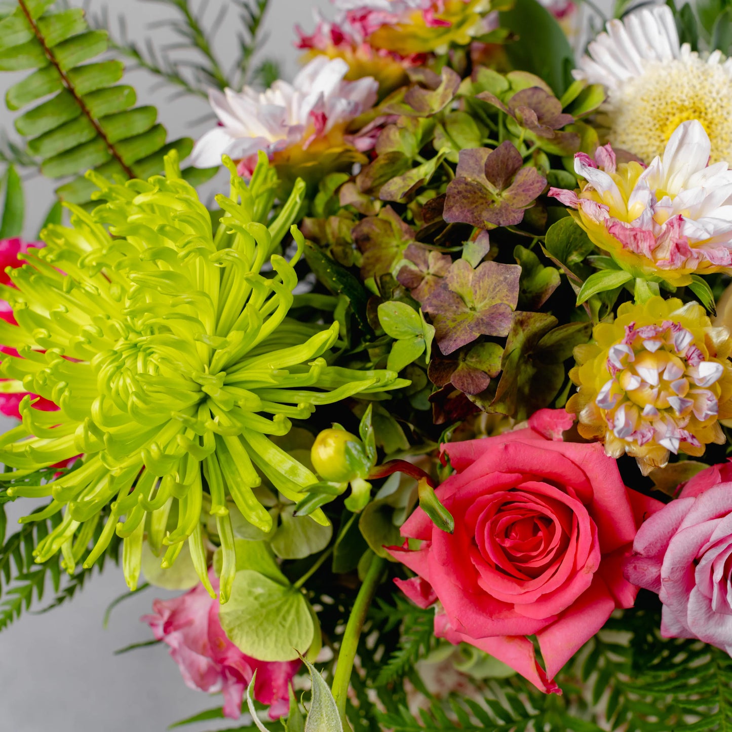 Floral Arrangement "Vintage Charm"